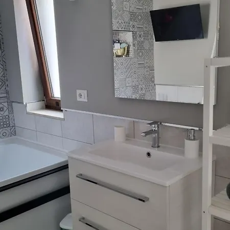 Dimora Vanessa Bed & Breakfast *